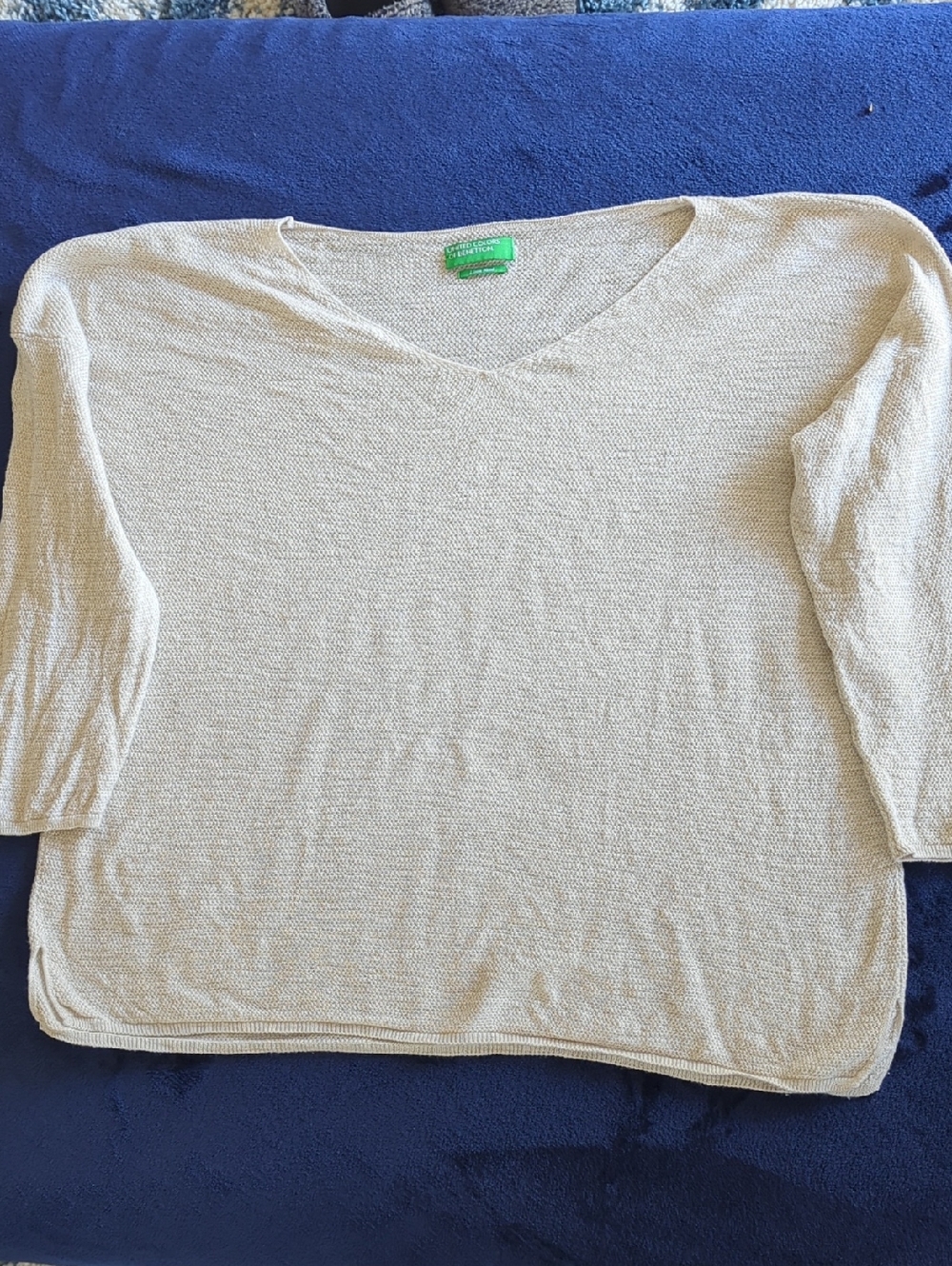 United Colors Of Benetton  Beige V-Neck Women’s Sweater